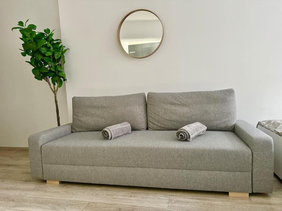 Stylish Schonbrunn Apartments With Free Parking Wien Exterior foto