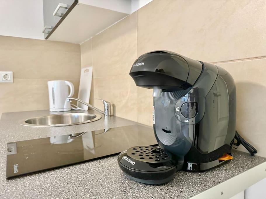 Stylish Schonbrunn Apartments With Free Parking Wien Exterior foto